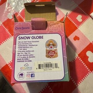 Tender heart Carebear mini snow globe that lights up
